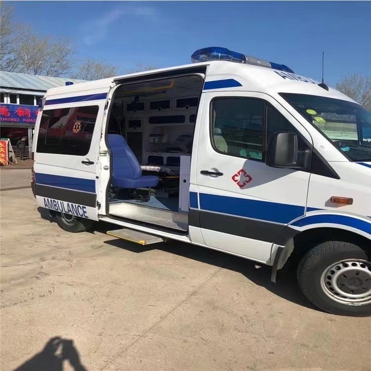 顺庆私人长途救护车出租转院回家
